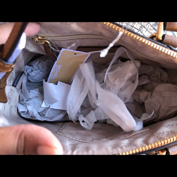 Michael kors studded Ciara satchel bag luggage - Picture 7 of 8